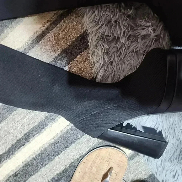 "Slay the Y2K Look with  Givanna Bratz knee  High Platform Sock Boots." Size 37 - Picture 6 of 10